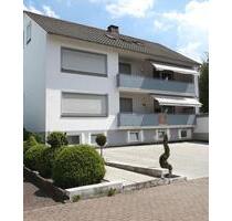 3 Wohnungen zum Vermieten - 1.300,00&nbsp;EUR Kaltmiete, ca.&nbsp; 100,00&nbsp;m&sup2; in Eichenzell (PLZ: 36124)