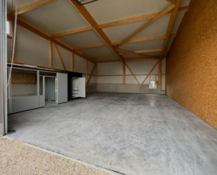 Moderne Lagerhalle (205 m²) mit Büro & Regalsystem – sofort nutzb - Wettstetten