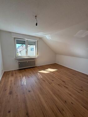 Foto - 2 Zimmer Dachgeschoßwohnung zur Miete in Heddesheim