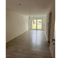 Kernsaniert | 3 Zi. | 80 m² | Terrasse | EBK & Stellplatz - Rosenfeld