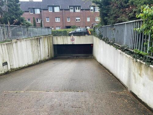 Foto - Tiefgaragenstellplatz - 80,00&nbsp;EUR Miete,