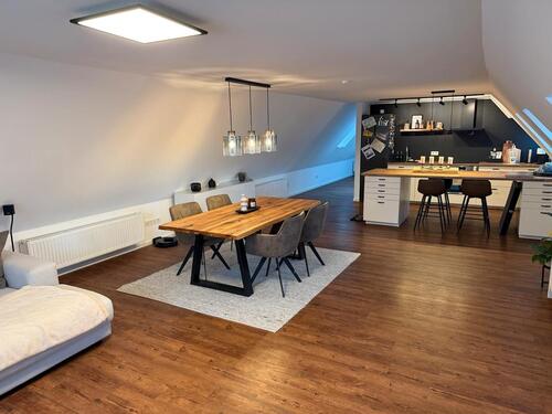 Foto - 2 Zimmer Dachgeschoßwohnung zur Miete in Düsseldorf