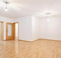 Schön geschnittene 2-Zimmer Souterrain-Wohnung in ruhiger Wohngegend! - Siegburg