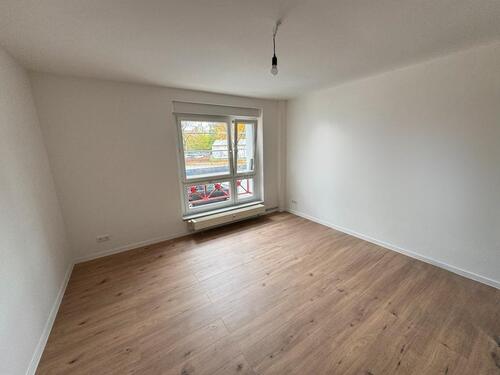 Foto - Erstbezug moderne 3-Zimmer-Wohnung mit Einbauküche & Stellplatz