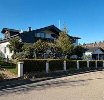 Attraktives Mehrfamilienhaus mit großem Garten und Kamin in ruhig - Schömberg