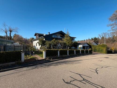 Foto - 9 Zimmer Einfamilienhaus zum Kaufen in Schömberg