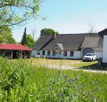 Bauernhof mit Stallgebäude in idyllischer Lage an der Meynau - Handewitt