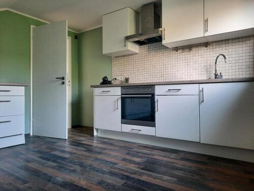 Foto - 4-Zimmer Dachgeschosswohnung - 1.200,00&nbsp;EUR Kaltmiete, ca.&nbsp; 83,00&nbsp;m&sup2;