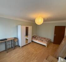 City-Apartment: Möbliert & Zentral mit Aufzug in Wiesbaden-Mitte