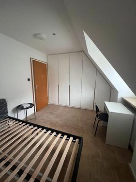 Foto - WG-Neugründung, Erstbezug, möbliert