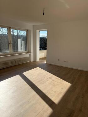 Foto - Stilvoll renovierte 4-Zimmer-Wohnung mit überdachter Loggia