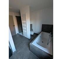 Moderne 2-Zimmer-Wohnung (68m2) im Schloss Osterstein Gera