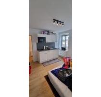 1-Zimmer Wohnung - 950,00&nbsp;EUR Kaltmiete, ca.&nbsp; 25,00&nbsp;m&sup2; in Holzkirchen (PLZ: 83607)
