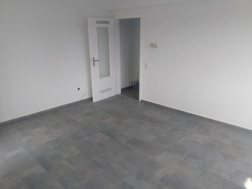 Foto - Frisch renovierte 2 Zimmerwohnung am Mülheimer Hafen