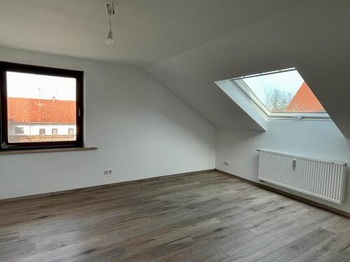 Foto - Etagenwohnung zur Miete in Brunnthal