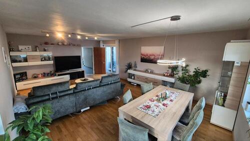 Foto - Komfortable große 4-Zimmer-Wohnung in Top Lage in Schlebusch