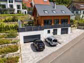 Foto - Modernes Massivholzhaus mit Panorama-Blick, Garten & Doppelgarage