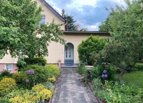 Foto - Einfamilienhaus Eisenberg Thüringen gr. Garten