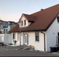 Elegante 3 Zimmer Wohnung im 1.OG in ruhiger Lage zu vermieten - Vaihingen an der Enz