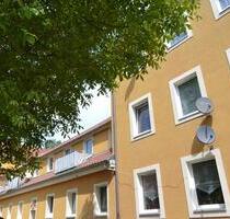 Wohnen im Dreiseiten Anwesen mit Balkon und Einbauküche - Altenburg