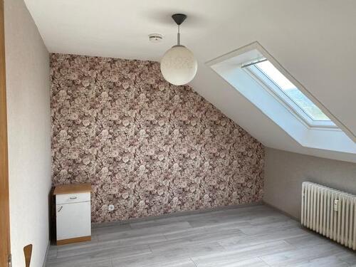 Foto - Dachgeschoss-Wohnung - 520,00&nbsp;EUR Kaltmiete, ca.&nbsp; 62,00&nbsp;m&sup2;