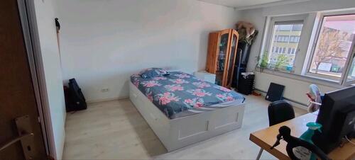 Foto - Wg Zimmer ab 01.04.2026 - 510,00&nbsp;EUR Kaltmiete, ca.&nbsp; 25,00&nbsp;m&sup2;