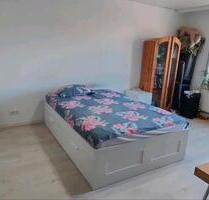 Wg Zimmer ab 01.04.2026 - 510,00&nbsp;EUR Kaltmiete, ca.&nbsp; 25,00&nbsp;m&sup2; in Stuttgart (PLZ: 70435) Zuffenhausen