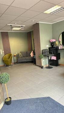Foto - Arbeitsplatz oder Raum im Beautystudio zu vermieten