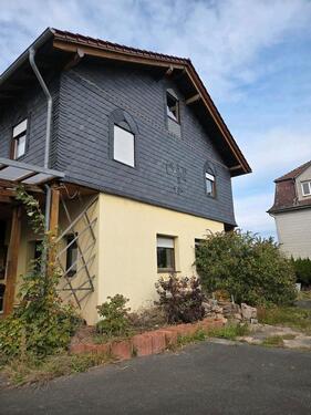 Foto - Eins- Zweifamilienhaus mit Hallen und Garten