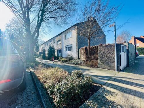 Foto - Möblierte 2-Zimmer-Wohnung mit Sonnenbalkon & Einbauküche