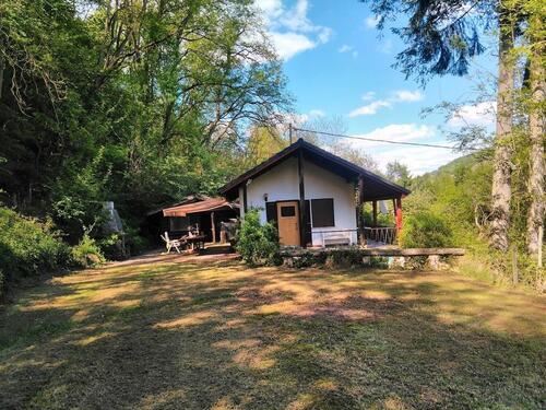 Foto - Wochenendhaus in Schmelz - 35.000,00&nbsp;EUR Kaufpreis, ca.&nbsp; 30,00&nbsp;m&sup2;