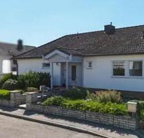 Bungalow mit großem Gartengrundstück - Wettstetten