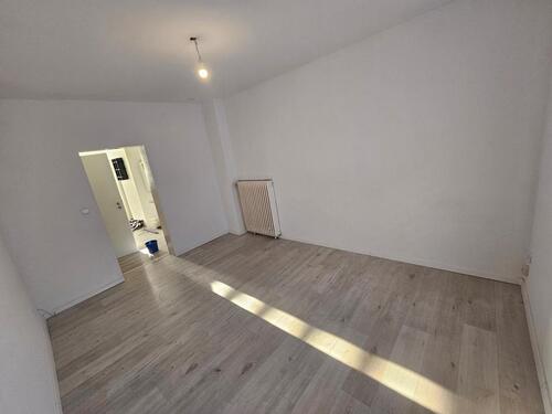 Foto - Interessante zwei Zimmer Wohnung 435€ Warm