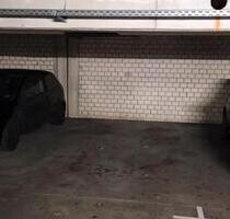 Tiefgaragenplatz zu vermieten – komfortabel breit & zentral! - Bielefeld Schildesche