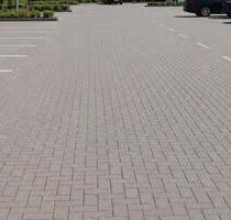 Geschützter Außenstellplatz zu mieten im Hinterhof - Aschersleben - Jembke