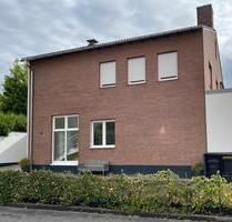 Große 5 - Zimmer Wohnung im Herzen von Nörvenich