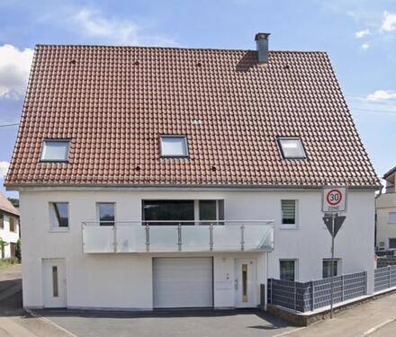 Foto - 5- Familienhaus in renoviertem Zustand 