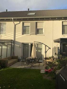 Foto - Modernes, energieeffizientes Reihenmittelhaus (BJ 2016)