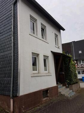 Foto - Einfamilienhaus mit Garage und Stellplatz Baujahr ca. 1925-1930