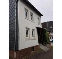 Einfamilienhaus mit Garage und Stellplatz Baujahr ca. 1925-1930 - Gemünden