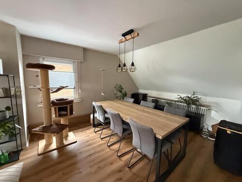 Foto - 3 Zi Wohnung saniert - 900,00&nbsp;EUR Kaltmiete, ca.&nbsp; 84,00&nbsp;m&sup2;