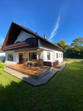 Foto - Sehr gepflegtes Einfamilienhaus mit Einliegerwohnung zu verkaufen