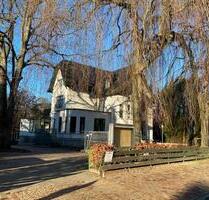 Repräsentative Fabrikantenvilla im Landhausstil in Neumünster
