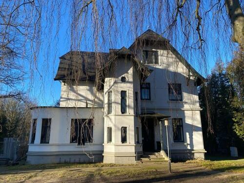 Foto - 14 Zimmer Villa zum Kaufen in Neumünster