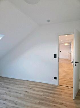 Foto - 3 Zimmer Dachgeschoßwohnung zur Miete in Duisburg