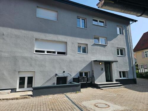 Foto - Neuwertige 2-Z-DG-WHG, Stellplatz in Neusatz