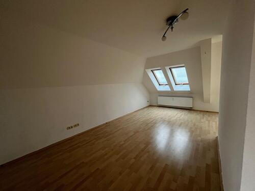 Foto - 2-Raumwohnung im Dachgeschoss mit Fahrstuhl
