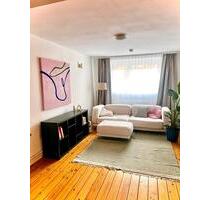 Helle, möblierte 55qm Souterrain-Wohnung in Ottensen - Hamburg Altona-Nord