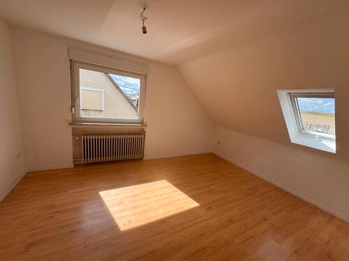 Foto - 4 Zimmer Dachgeschoßwohnung in Gronau (Leine)