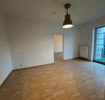 Helle-2-Zimmer-Wohnung mit Balkon mit EBK - Hannover Nord